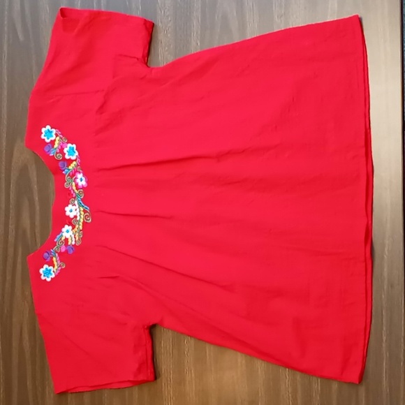 XZXDORWJ Red Blouse w Flower Embroidered Embellishments M - Picture 2 of 6